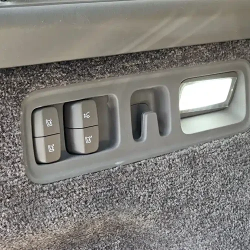 900x675_0_q87_c42_autohomecar__ChxpVmk6SmKASBmAAAqDlCNkOSc174.jpg.webp Used AITO M9 2024 extended range Max version 42kWh 5-seater version