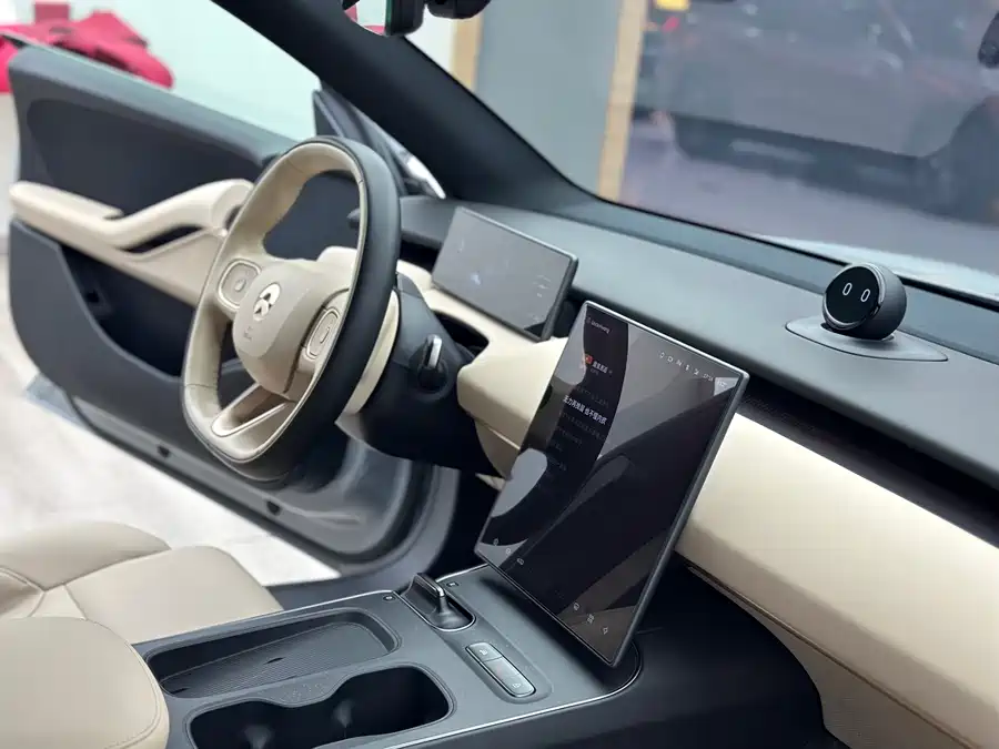 900x675_0_q87_c42_autohomecar__ChxpVmk76K2AYx0LAAWs-RktRiQ435.jpg.webp Used NIO ET5T 2024 model 75kWh Touring