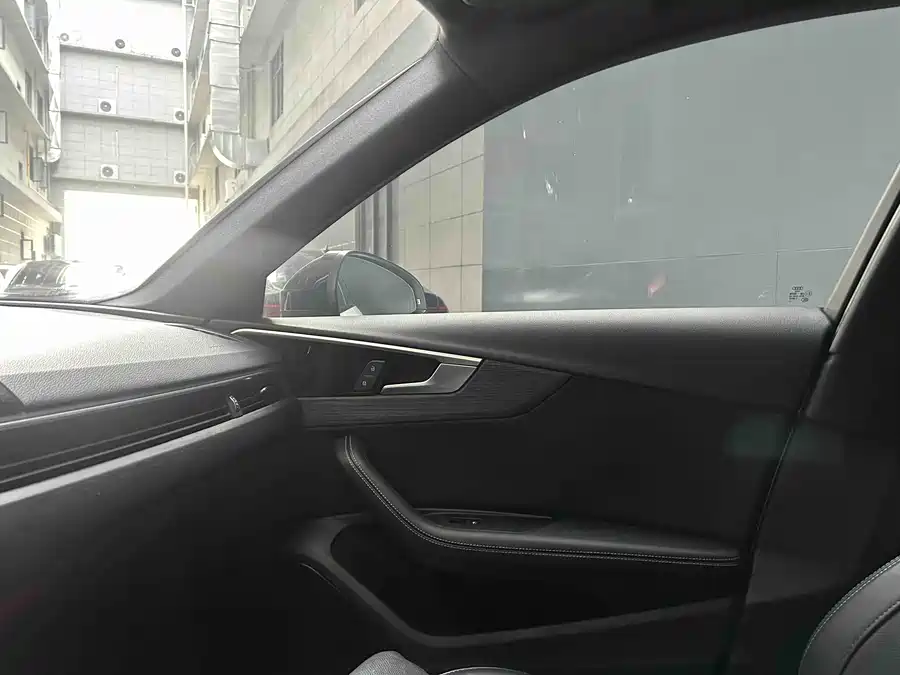 Used Audi A4L 2023 40 TFSI luxury and dynamic model