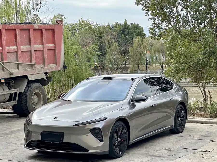 900x675_0_q87_c42_autohomecar__ChxpVmk7l_2AZuBlAAiSkMPpoto179.jpg.webp Used NIO ET7 2022 model 100kWh first edition