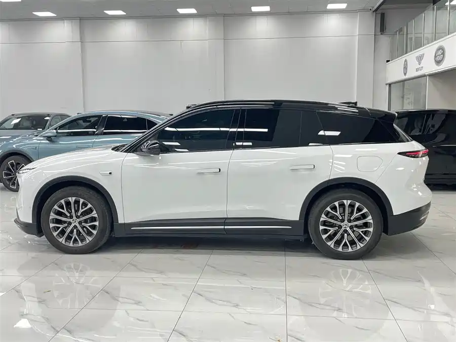 Used NIO ES6 2023 model 75kWh