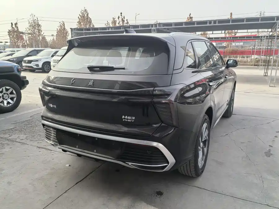 900x675_0_q87_c42_autohomecar__ChxpVmk7zQeAO1W8AAVZbhGdDA4751.jpg.webp Used Hongqi HS3 PHEV 2025 117km Jinwei Edition