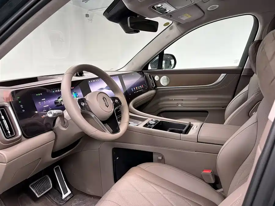 900x675_0_q87_c42_autohomecar__ChxpVmk8yOCASlh0AAH0rp9RJO0806.jpg.webp Used AITO M9 2024 extended range Max version 52kWh 6-seater version