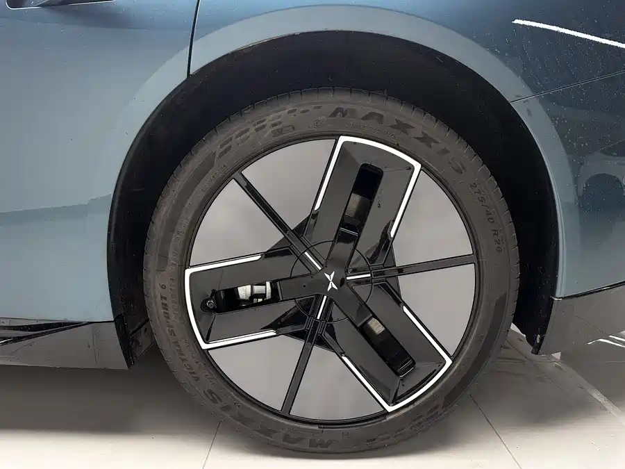 900x675_0_q87_c42_autohomecar__ChxpVmk9B4yAPAlvAAW82RyJUEQ573.jpg.webp Used Xpeng P7 2025 model 820 ultra long battery life Ultra