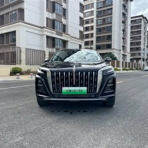 900x675_0_q87_c42_autohomecar__ChxpVmkAJ2WAEP7HAANfsyYgQv4470.jpg.webp Used Hongqi HS3 PHEV 2024 115km Jinwei Edition