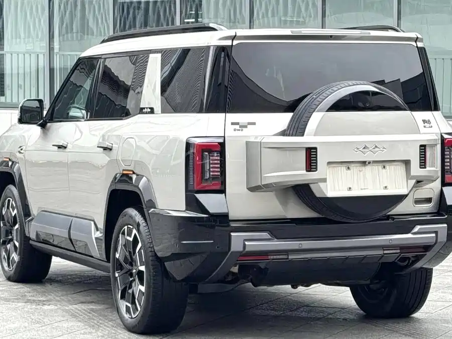 Used BYD Leopard 8 2025 Zhiyong flagship version 7 seats