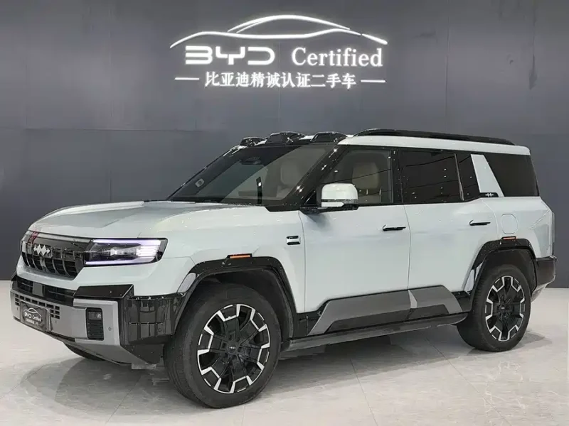 900x675_0_q87_c42_autohomecar__ChxpVmkDCG-AG82wAAe_8L43mj0617.jpg.webp Used BYD Leopard 8 2025 Zhiyong flagship version 7 seats