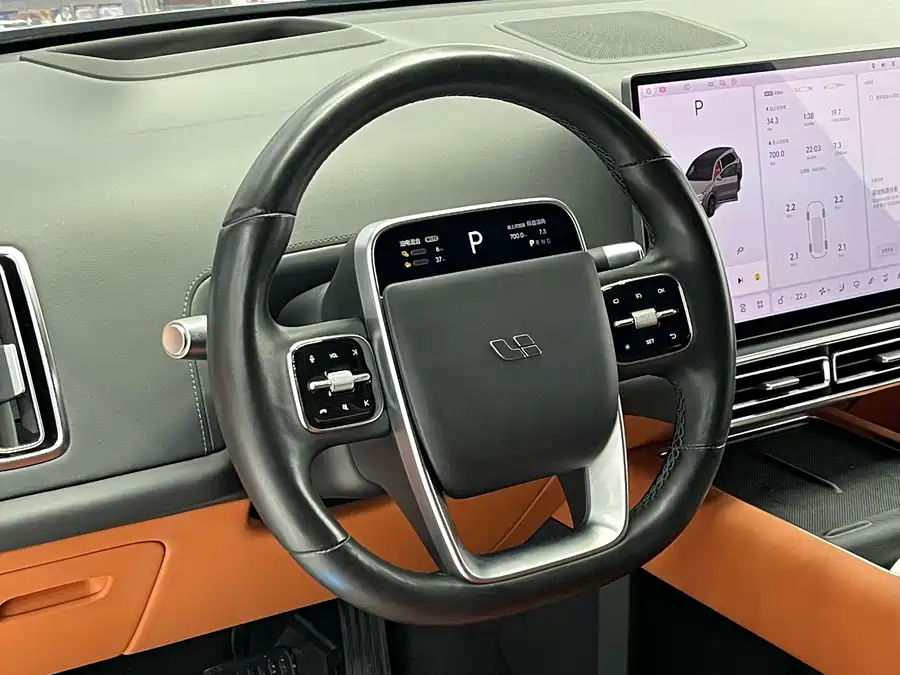 900x675_0_q87_c42_autohomecar__ChxpVmkEaMmAbXJHAAjHlqf0uQo517.jpg.webp Used Li Auto L8 2023 Pro
