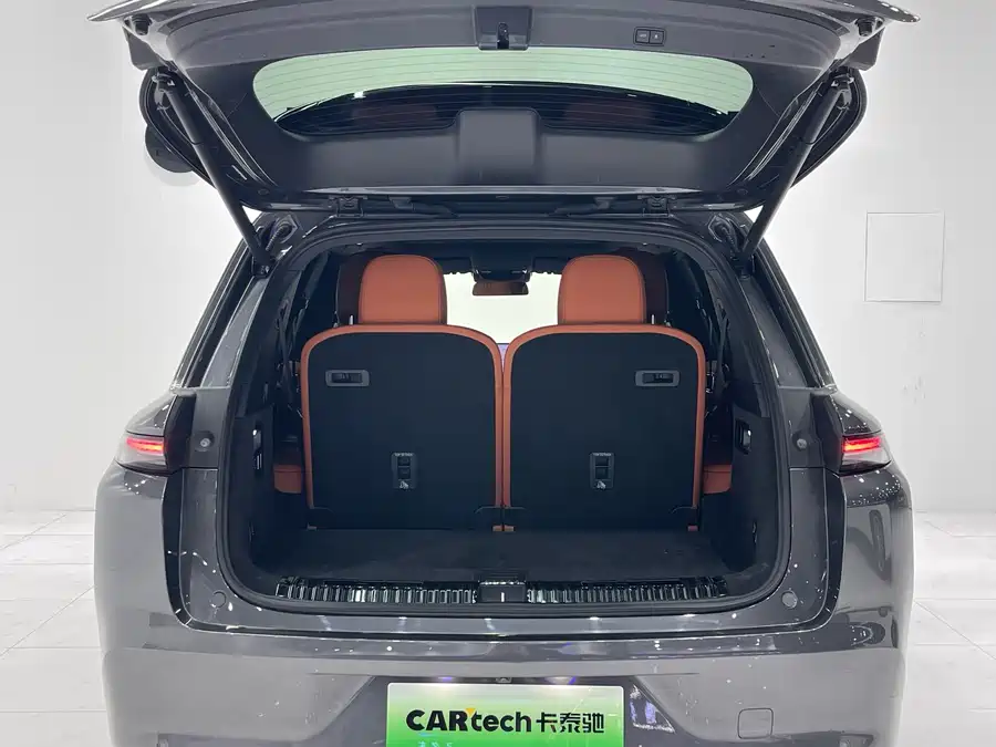 900x675_0_q87_c42_autohomecar__ChxpVmkEaNGAZDpQAAcMY6x97v8296.jpg.webp Used Li Auto L8 2023 Pro