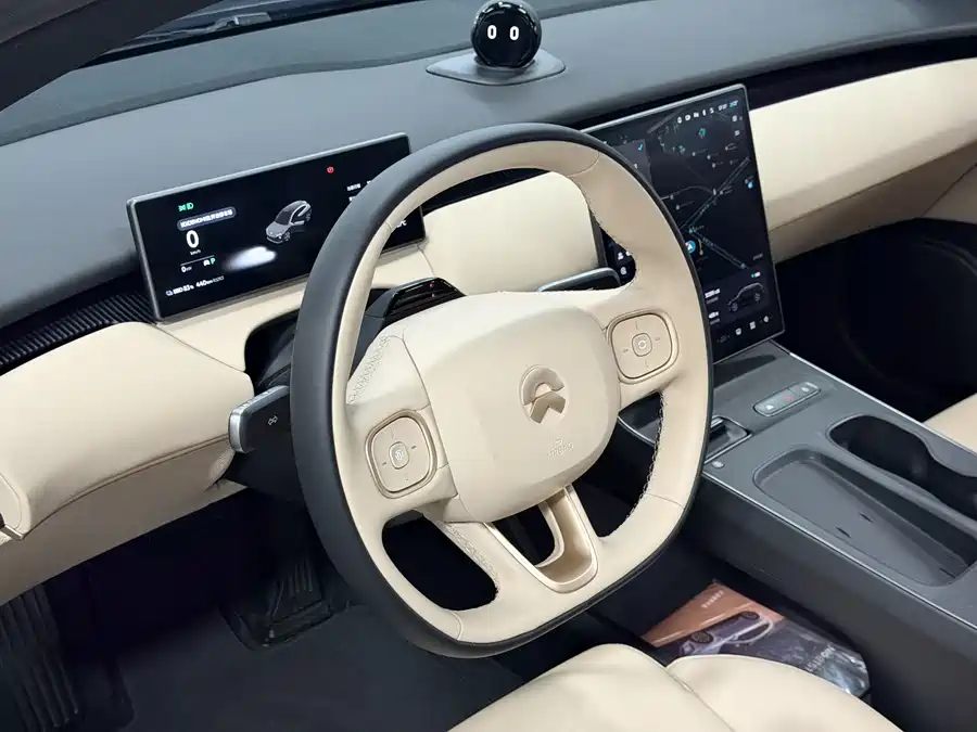 900x675_0_q87_c42_autohomecar__ChxpVmkGKL6Aa4uwAAStbD_oPOw657.jpg.webp Used NIO ET5T 2024 model 75kWh Touring