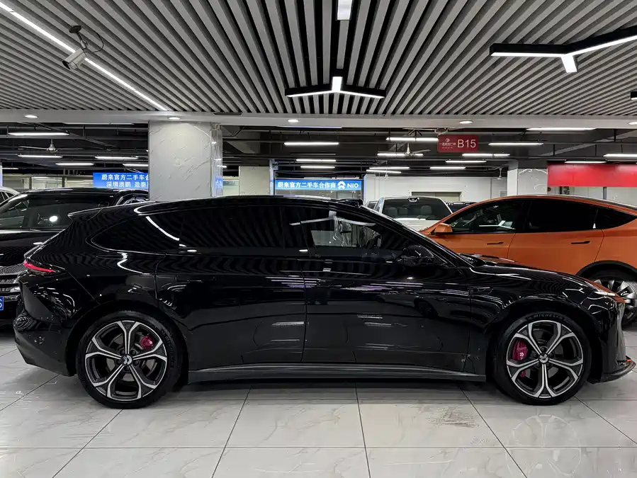 900x675_0_q87_c42_autohomecar__ChxpVmkGKLSAcH5OAApRa49o2r0184.jpg.webp Used NIO ET5T 2024 model 75kWh Touring