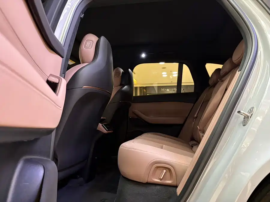 Used NIO ES6 2024 model 75kWh