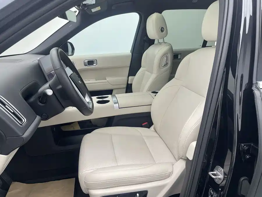 900x675_0_q87_c42_autohomecar__ChxpVmkIHW6ARB9lAAS9k_YQGCc821.jpg.webp Used Li Auto L8 2023 Pro