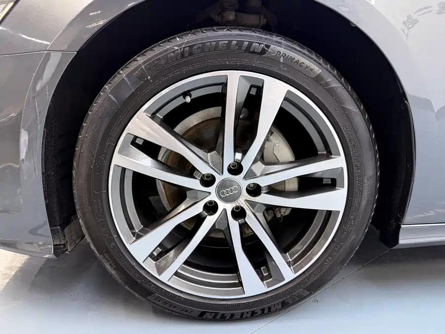 900x675_0_q87_c42_autohomecar__ChxpVmkKv8-AE_tMAAl3K777_co432.jpg.webp Used Audi A6L 2019 40 TFSI luxury and dynamic model