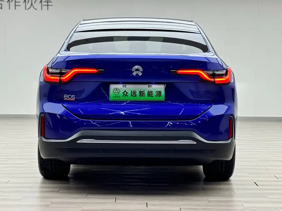 900x675_0_q87_c42_autohomecar__ChxpVmkMH3aAENztAAbdcOPqRq0464.jpg.webp Used NIO EC6 2020 475KM Performance Edition