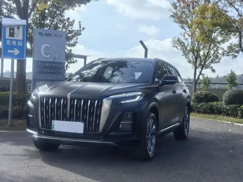 900x675_0_q87_c42_autohomecar__ChxpVmkNjU6AYbRdAAanOjgr_b8577.jpg.webp Used Hongqi HS3 PHEV 2024 115km Jinwei Edition
