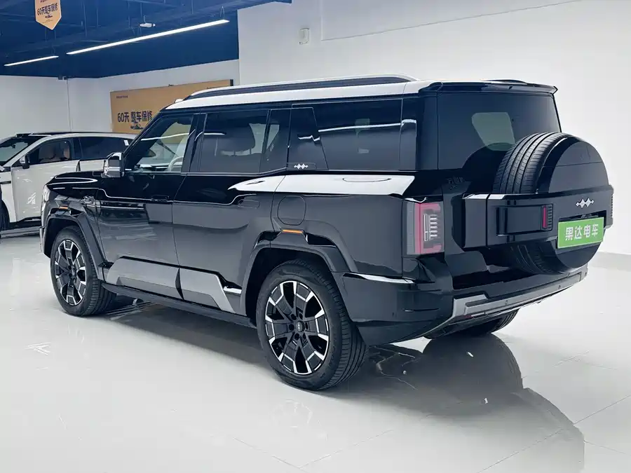 900x675_0_q87_c42_autohomecar__ChxpVmkOqcKACWCTAARJA9aEVIU767.jpg.webp Used BYD Leopard 8 2025 Zhiyong flagship version 7 seats