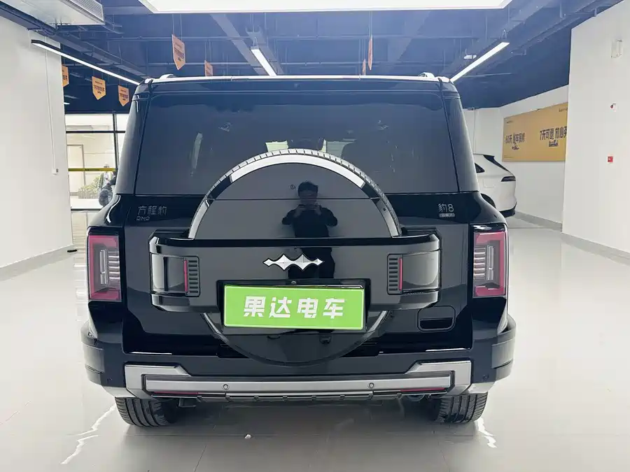 900x675_0_q87_c42_autohomecar__ChxpVmkOqcOAc531AAQ57_x-BCM204.jpg.webp Used BYD Leopard 8 2025 Zhiyong flagship version 7 seats