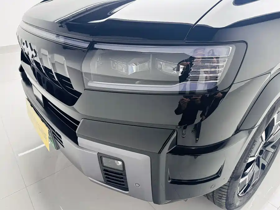 900x675_0_q87_c42_autohomecar__ChxpVmkOqdSAV60kAATCKnlNPiA646.jpg.webp Used BYD Leopard 8 2025 Zhiyong flagship version 7 seats