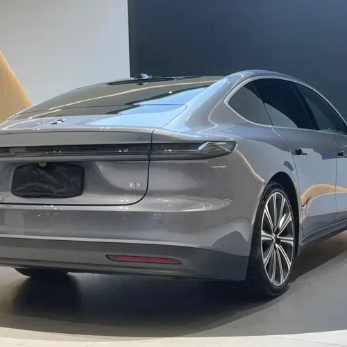 900x675_0_q87_c42_autohomecar__ChxpVmkPA9GAEvabAASkb2km0cc393.jpg.webp Used NIO ET7 2024 75kWh Executive Signature Edition