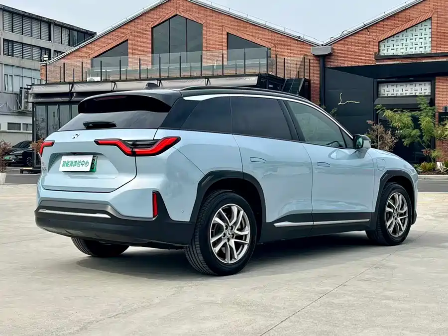 900x675_0_q87_c42_autohomecar__ChxpVmkRWy6AMnQQAAj8fuQqib4769.jpg.webp Used NIO ES6 2020 600KM Sports Edition