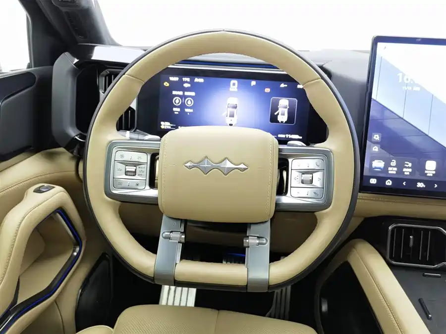 900x675_0_q87_c42_autohomecar__ChxpVmkVp_CAVafZAAGja8atPsE101.jpg.webp Used BYD Leopard 8 2025 Zhiyong flagship version 7 seats