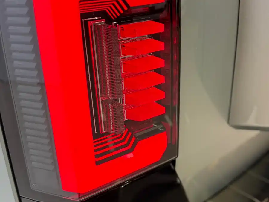 900x675_0_q87_c42_autohomecar__ChxpVmkVuiWAAYNtAAUI4RtkId4908.jpg.webp Used BYD Leopard 8 2025 Zhiyong flagship version 7 seats