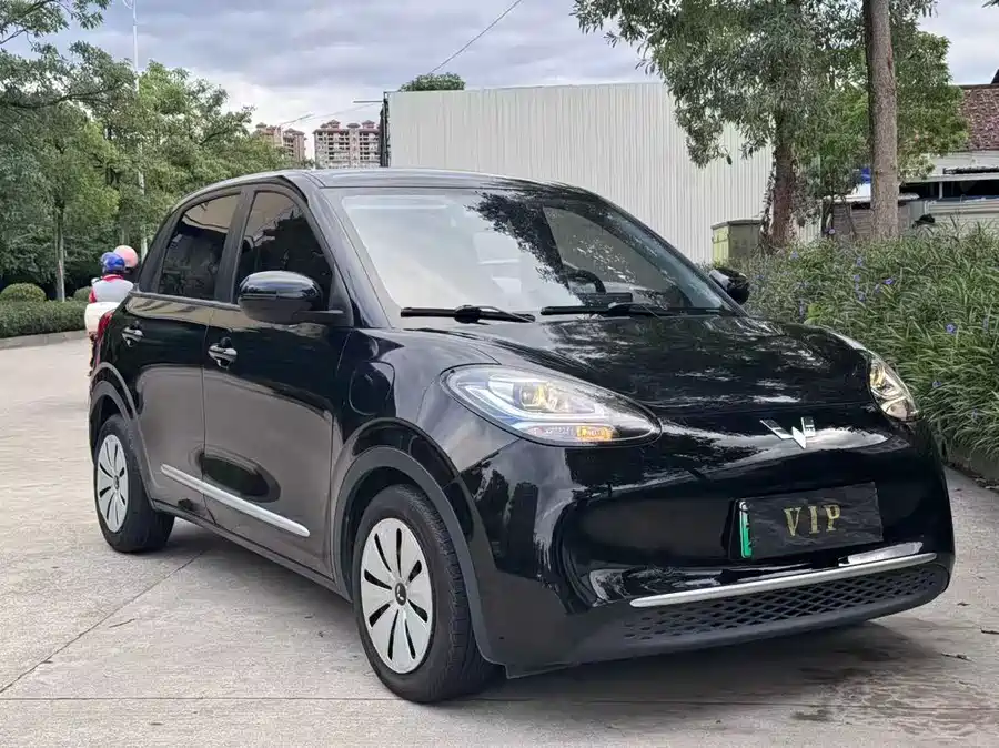 Used Wuling Bingo 2023 model 333km Yuexiang model