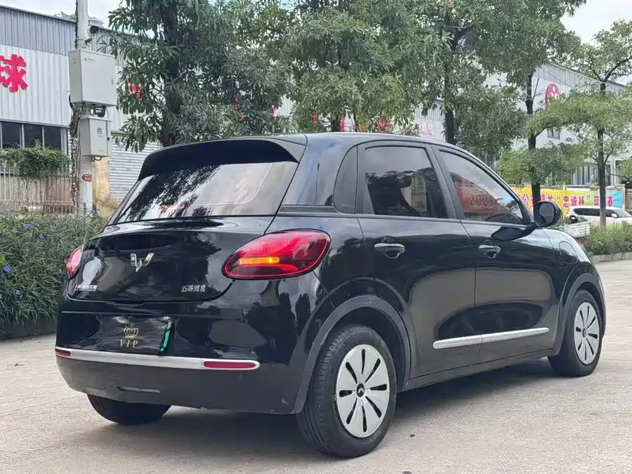 Used Wuling Bingo 2023 model 333km Yuexiang model