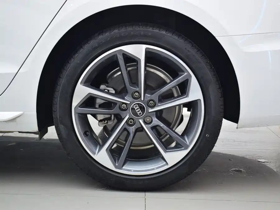 Used Audi A4L 2024 40 TFSI Fashionable and Dynamic