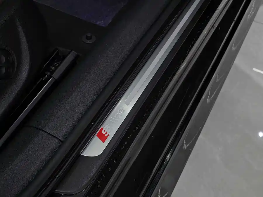 Used Audi A6L 2018 30th anniversary model 45 TFSI quattro sports