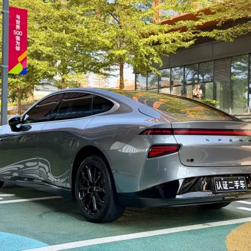 900x675_0_q87_c42_autohomecar__ChxpVmkX7H2AE6SuABCXDdYyGko594.jpg.webp Used Xpeng P7 2020 model 586N