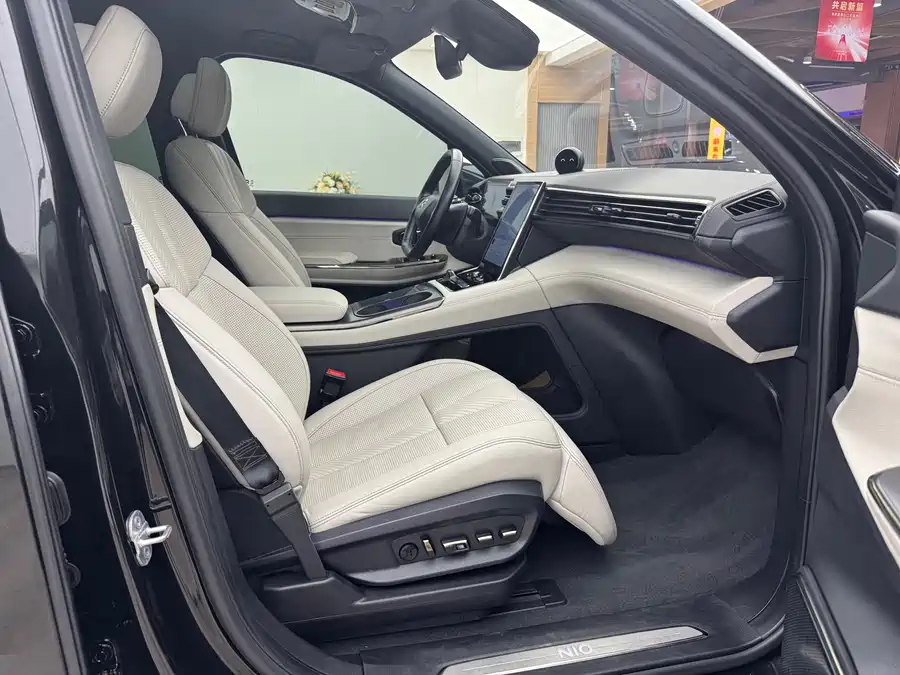 900x675_0_q87_c42_autohomecar__ChxpVmkYIquAS6_wAAkcqI4P7cA107.jpg.webp Used NIO ES8 2020 450KM six-seater version