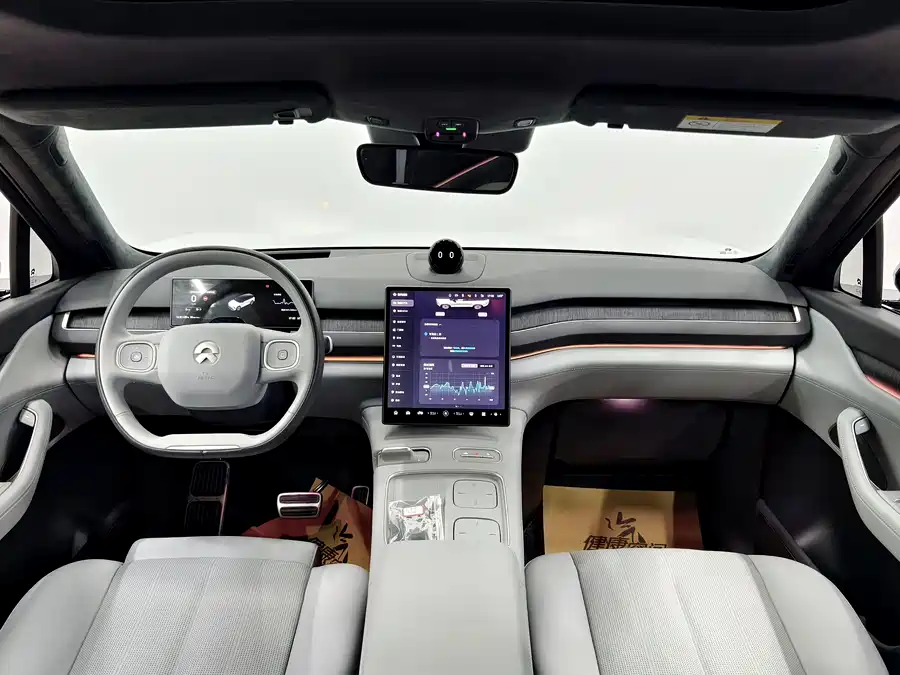 Used NIO ES8 2023 model 75kWh