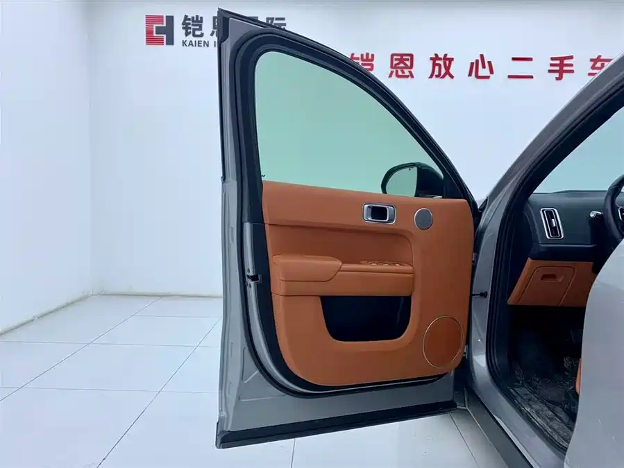 Used Li Auto L8 2023 Pro