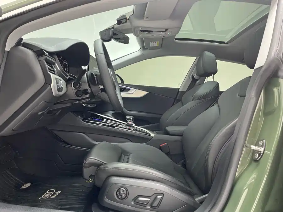 900x675_0_q87_c42_autohomecar__ChxpVmkadYaABd9ZAAhHo1dVm1g539.jpg.webp Used Audi A5 (Imported) 2024 Sportback 40 TFSI Fashionable and Dynamic