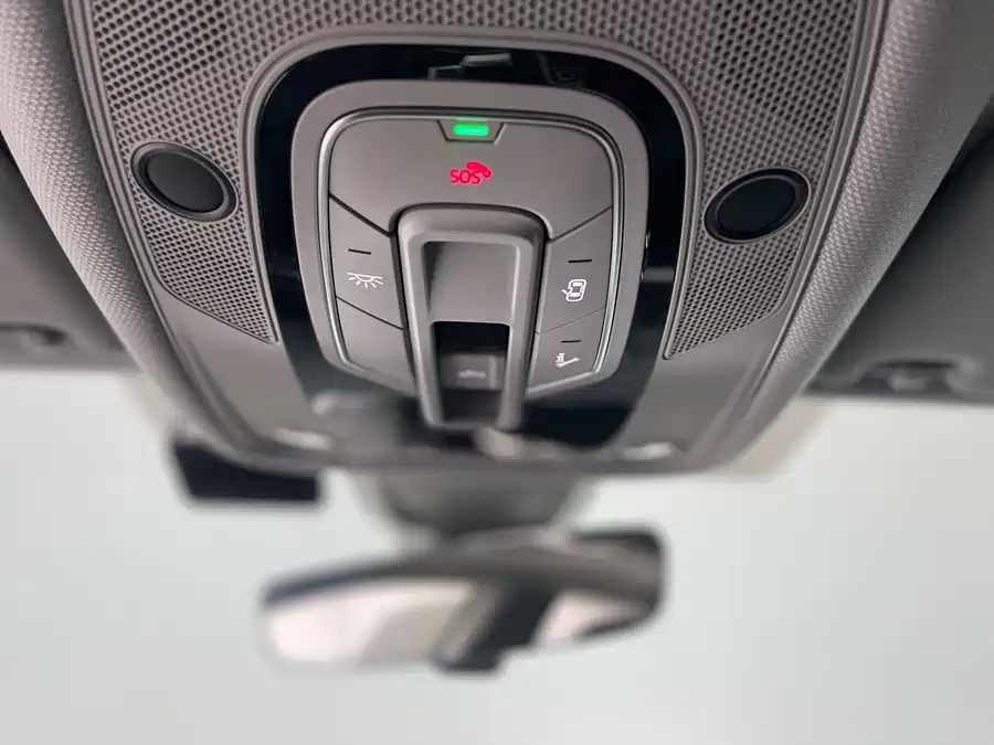 900x675_0_q87_c42_autohomecar__ChxpVmkadYuANcRWAAbWoKxjtok040.jpg.webp Used Audi A5 (Imported) 2024 Sportback 40 TFSI Fashionable and Dynamic