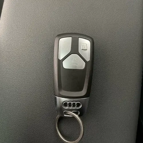 900x675_0_q87_c42_autohomecar__ChxpVmkadYyAN52DAAn3juVf-5k944.jpg.webp Used Audi A5 (Imported) 2024 Sportback 40 TFSI Fashionable and Dynamic