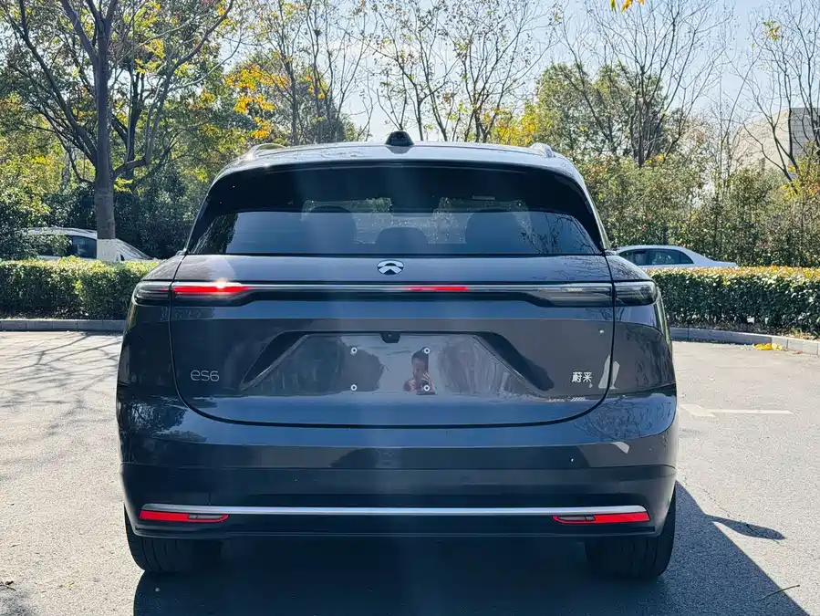 Used NIO ES6 2024 model 75kWh