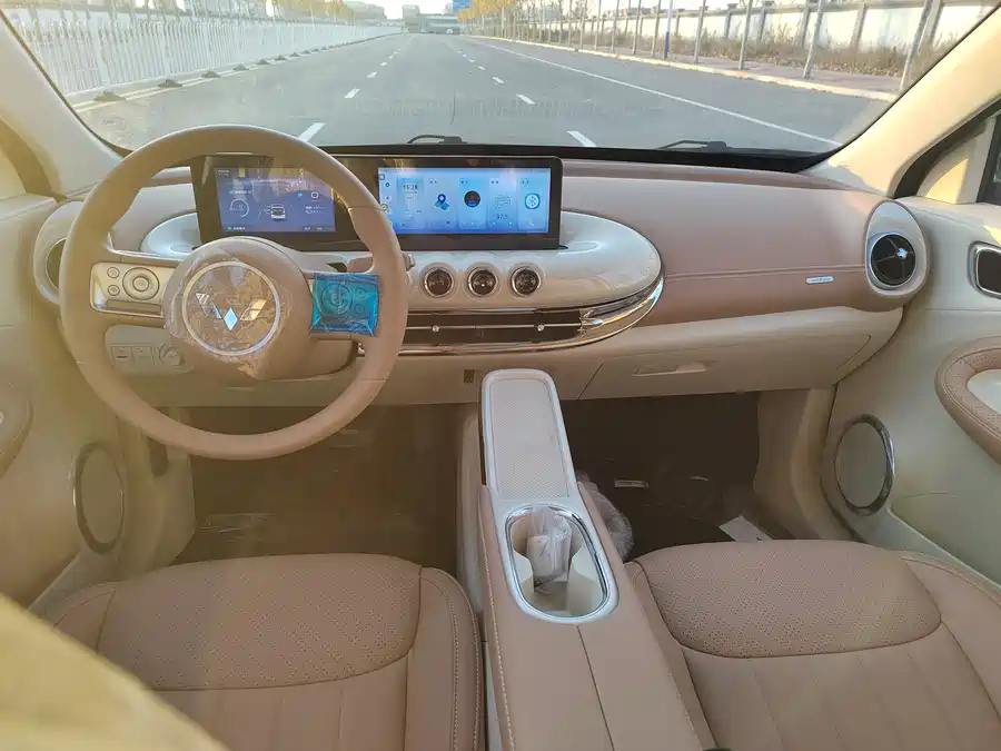 Used Wuling Bingo 2025 model 333km Yuexiang model