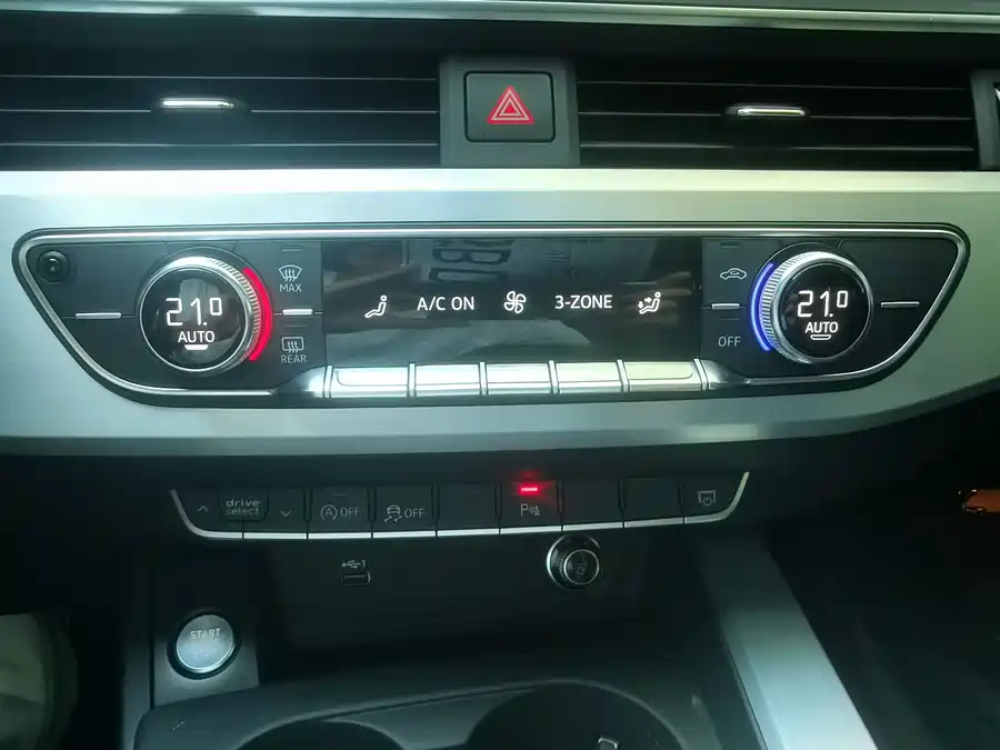 Used Audi A4L 2018 30th Anniversary Model 40 TFSI Fashion Model