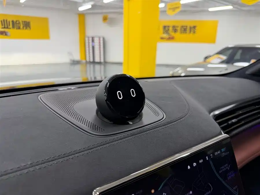 900x675_0_q87_c42_autohomecar__ChxpVmkdjG2APhI8AAFsjkbQJp0680.jpg.webp Used NIO EC6 2020 430KM Sports Edition