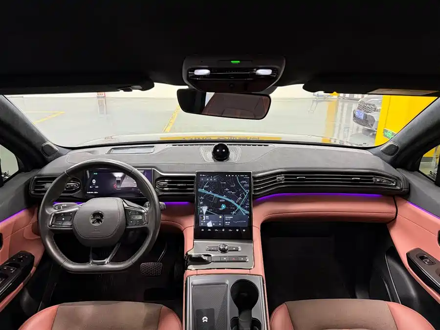 900x675_0_q87_c42_autohomecar__ChxpVmkdjGqAQ1FhAAHhZNZHaC8758.jpg.webp Used NIO EC6 2020 430KM Sports Edition