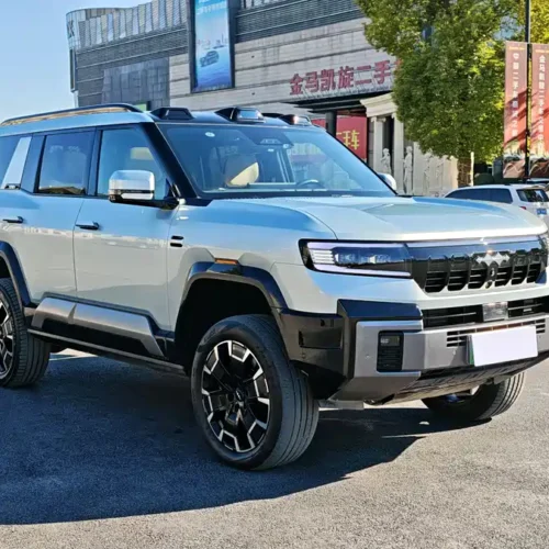 900x675_0_q87_c42_autohomecar__ChxpVmkf_wWAVa4PAAqMsytKdKE817.jpg.webp Used BYD Leopard 8 2025 Zhiyong flagship version 6 seats