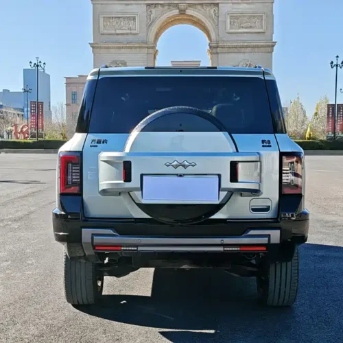 900x675_0_q87_c42_autohomecar__ChxpVmkf_weAIP7BAAhfgcVz0mM940.jpg.webp Used BYD Leopard 8 2025 Zhiyong flagship version 6 seats