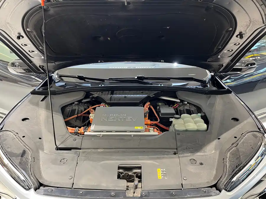 900x675_0_q87_c42_autohomecar__ChxpVmkhOD2AYE1LAAsyZkzTMaE359.jpg.webp Used NIO ES8 2020 450KM seven-seater version