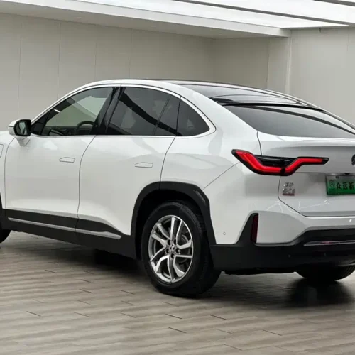 900x675_0_q87_c42_autohomecar__ChxpVmkhgCuARsaRAAiUfaudbN8711.jpg.webp Used NIO EC6 2020 615KM Performance Edition