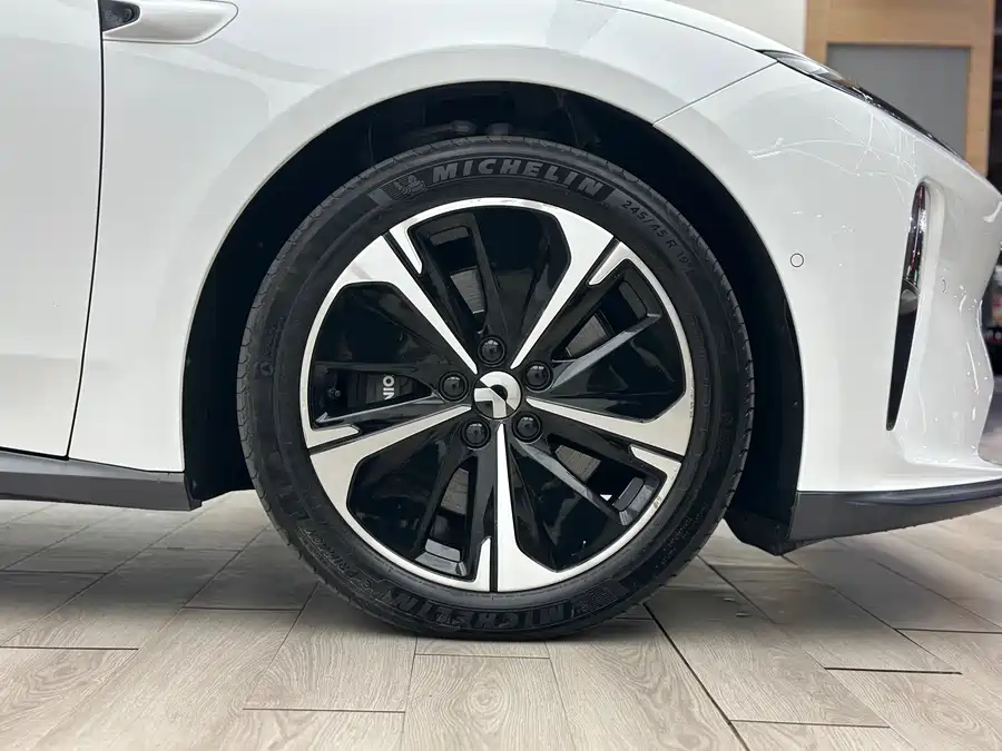 Used NIO ET5T 2023 model 100kWh Touring