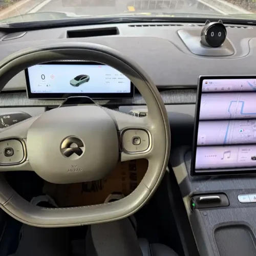 900x675_0_q87_c42_autohomecar__ChxpVmkmrm6AL2DVAAhvTIRsHes722.jpg.webp Used NIO ET7 2022 model 100kWh first edition