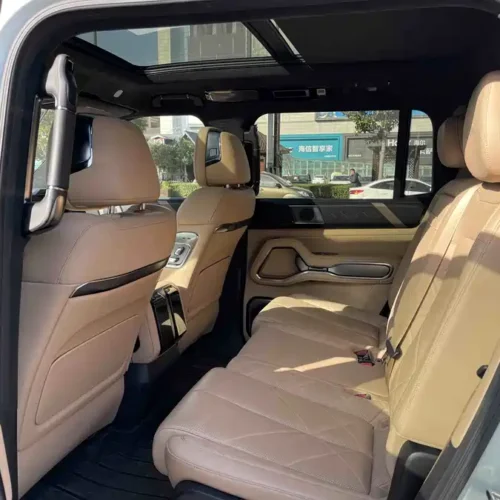 900x675_0_q87_c42_autohomecar__ChxpVmknwsaAILxtAAS9qO-ZfCI924.jpg.webp Used BYD Leopard 8 2025 Zhiyong flagship version 7 seats